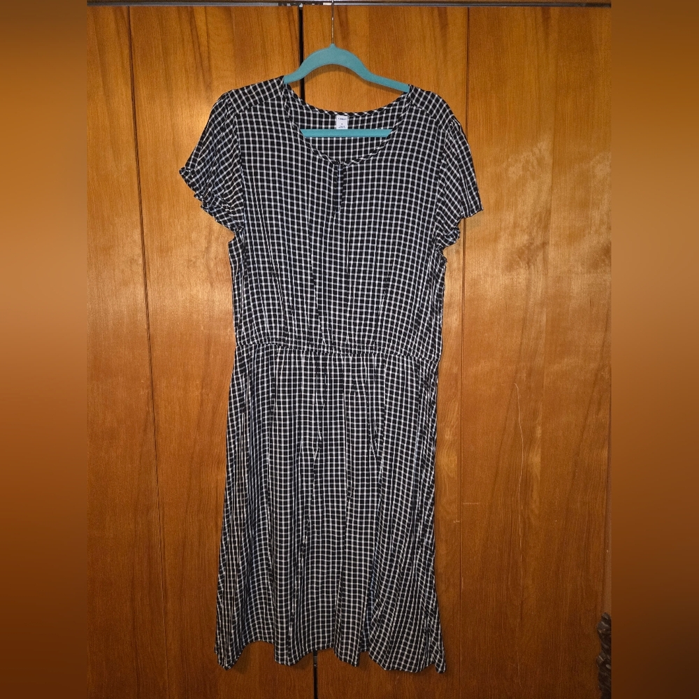 Old Navy Black and White Gingham Dress